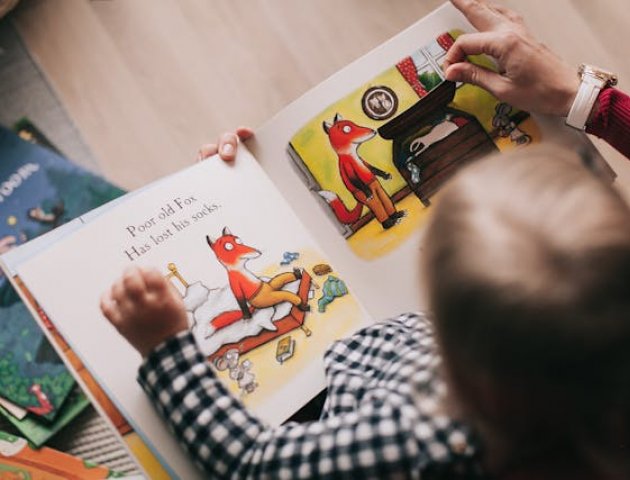 Hogyan válasszunk mesét a gyermek életkorának megfelelően?